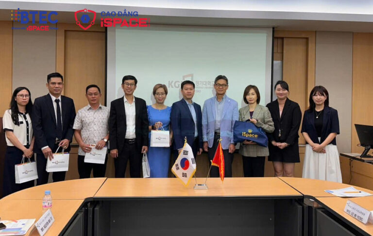 hợp tác quốc tế